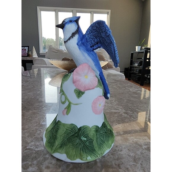 Vintage Avon Porcelain Hummingbird And Blue Jay Bells - Picture 3 of 7